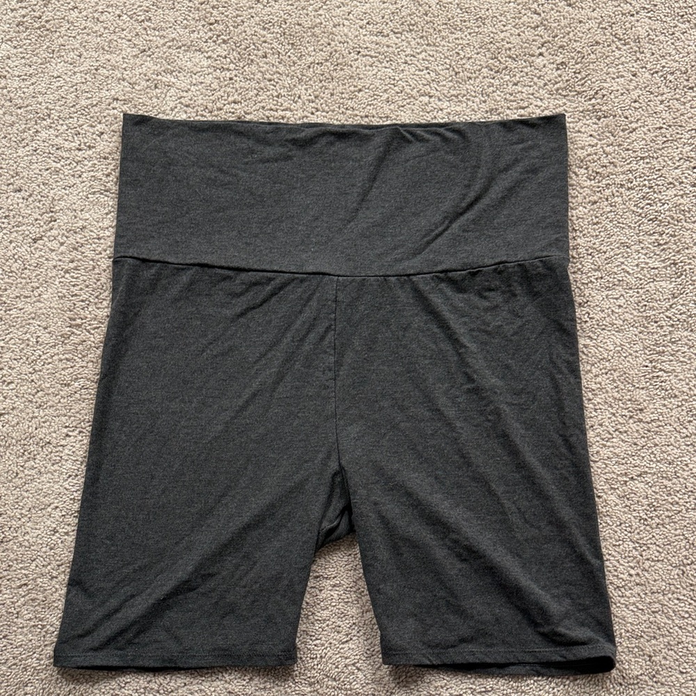 Hatch Maternity Dark Grey Bike Shorts